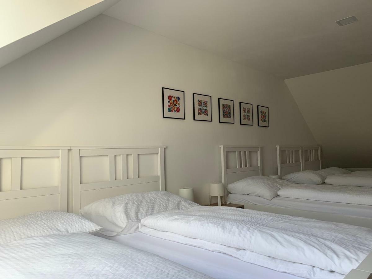 Mikulov Inn - Apartments Slunce ภายนอก รูปภาพ